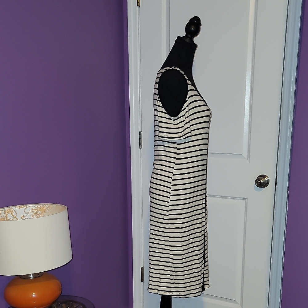 Black and White Cold Shoulder Sheath Midi Dress Sz: M - Picture 4 of 8
